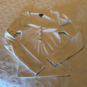 Scoop neck snap button henley